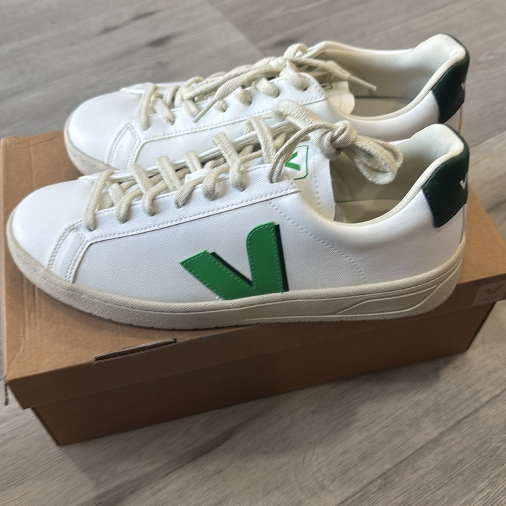 VEJA Urca CWL logo-appliqué sneakers - Picture 4 of 8